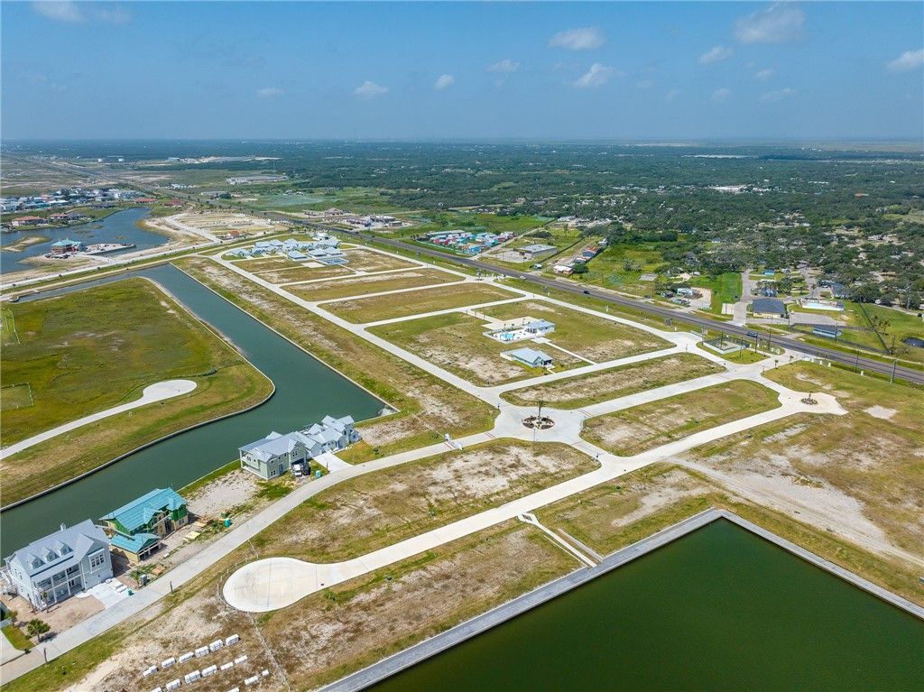 1009 St Croix Dr, Rockport, TX 78382 — photo 3
