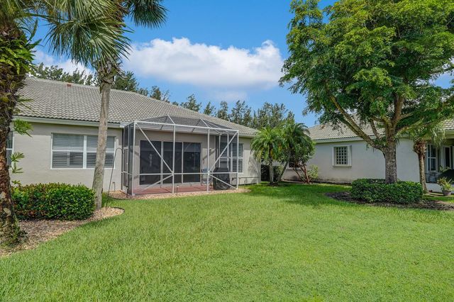 7955 Rockford Rd, Boynton Beach, FL 33472