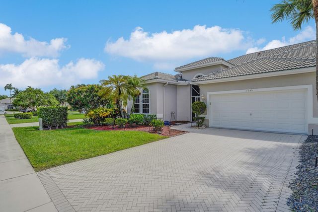 7955 Rockford Rd, Boynton Beach, FL 33472