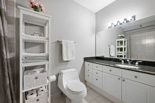 512 N MCCLURG Court 3703, Chicago, IL 60611