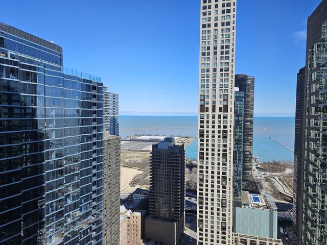512 N MCCLURG Court 3703, Chicago, IL 60611