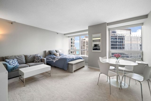 512 N MCCLURG Court 3703, Chicago, IL 60611