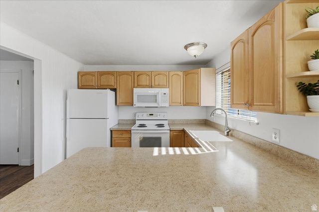 2567 SHARRON DR, Taylorsville, UT 84129