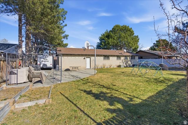 2567 SHARRON DR, Taylorsville, UT 84129