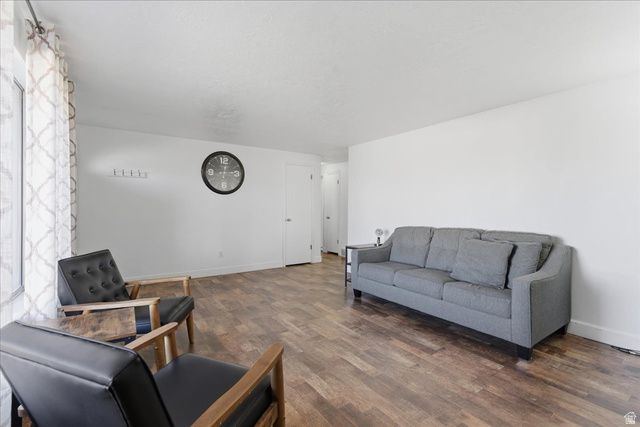 2567 SHARRON DR, Taylorsville, UT 84129