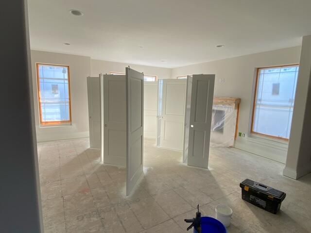 935 Kohlwey DRIVE, Grafton, WI 53024