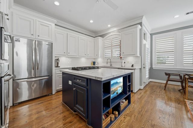 2419 Driscoll Street, Houston, TX 77019