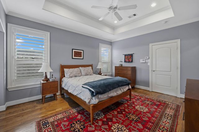 2419 Driscoll Street, Houston, TX 77019