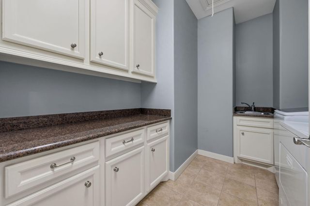 2419 Driscoll Street, Houston, TX 77019