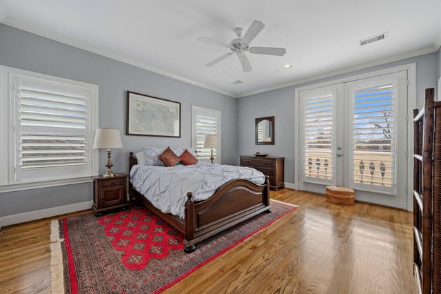 2419 Driscoll Street, Houston, TX 77019