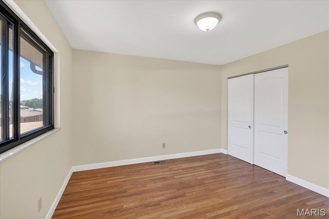 4353 Debra Kay Lane, St Louis, MO 63123