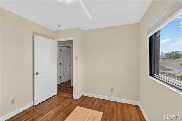 4353 Debra Kay Lane, St Louis, MO 63123