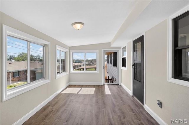 4353 Debra Kay Lane, St Louis, MO 63123