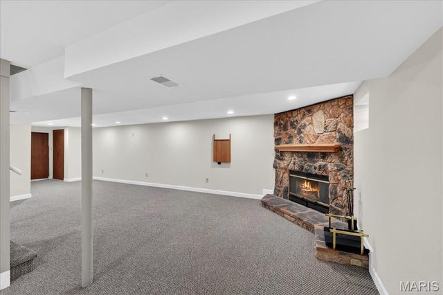 4353 Debra Kay Lane, St Louis, MO 63123