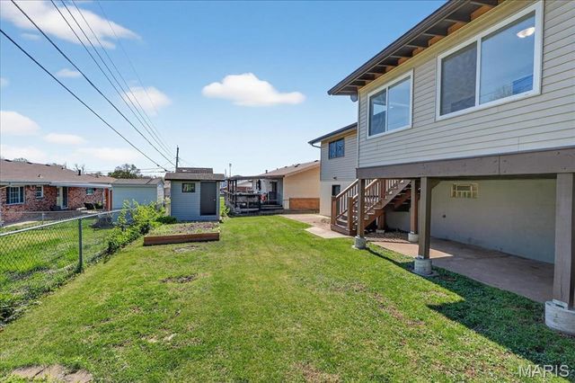 4353 Debra Kay Lane, St Louis, MO 63123