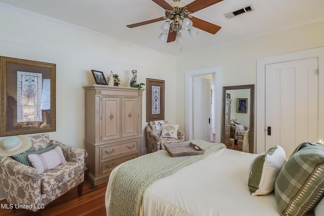 970 Division Street, Biloxi, MS 39530