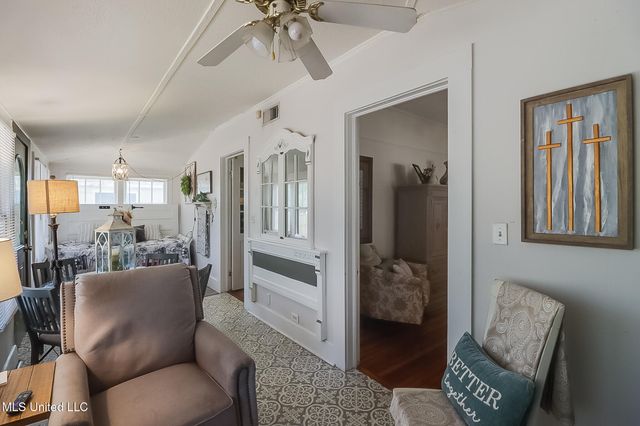 970 Division Street, Biloxi, MS 39530