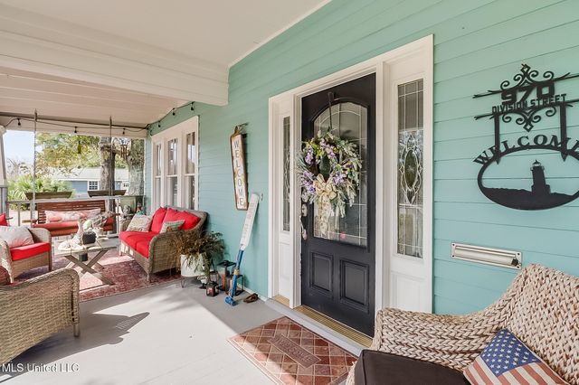 970 Division Street, Biloxi, MS 39530
