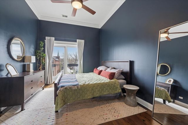 1423 W BELMONT Avenue 4, Chicago, IL 60657