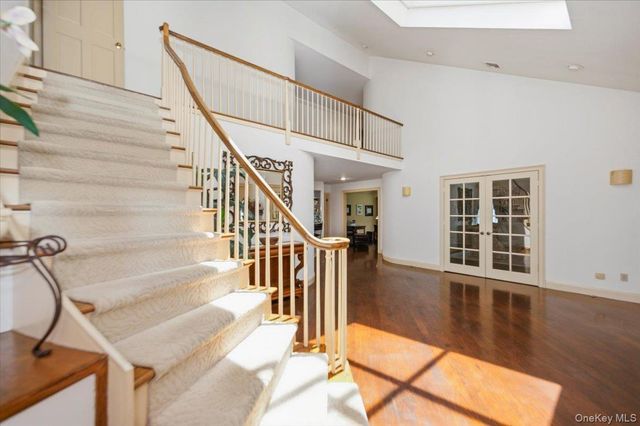 33 Meadow Farm Road, East Islip, NY 11730