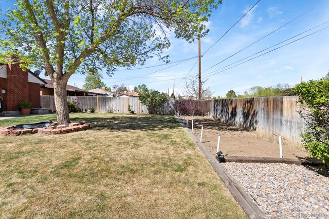 241 E 105th Avenue, Northglenn, CO 80233