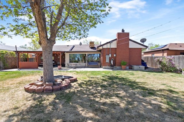 241 E 105th Avenue, Northglenn, CO 80233