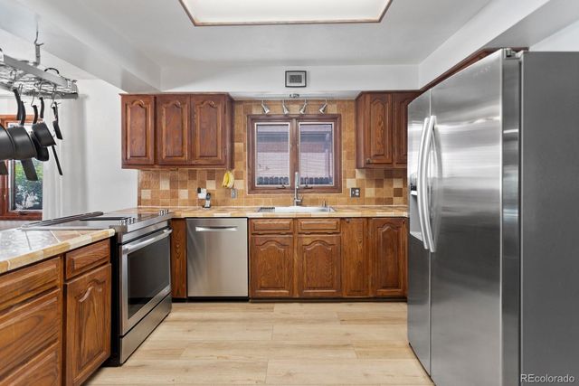 241 E 105th Avenue, Northglenn, CO 80233