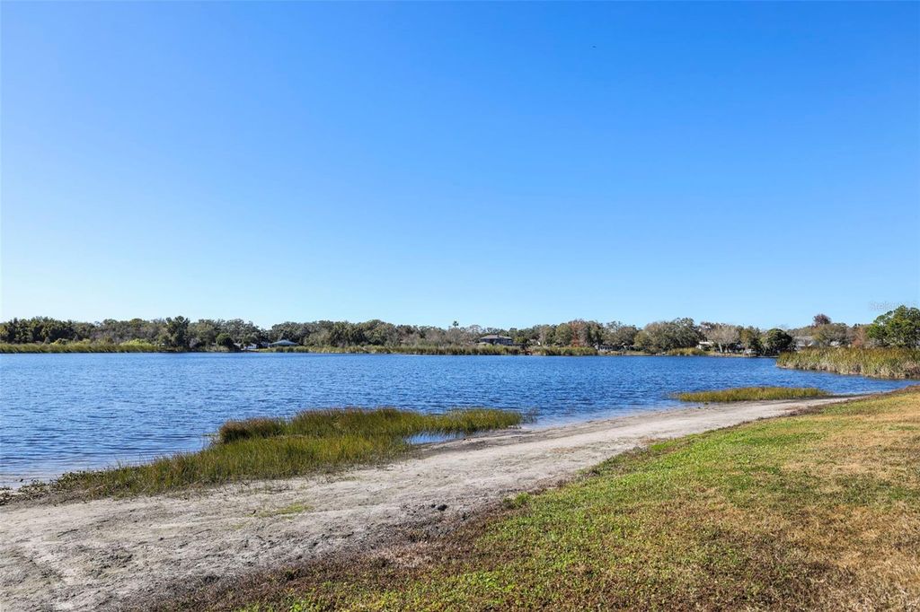 Image 41 of property listing at 2222 NORWEGIAN DRIVE 16, Clearwater, FL 33763