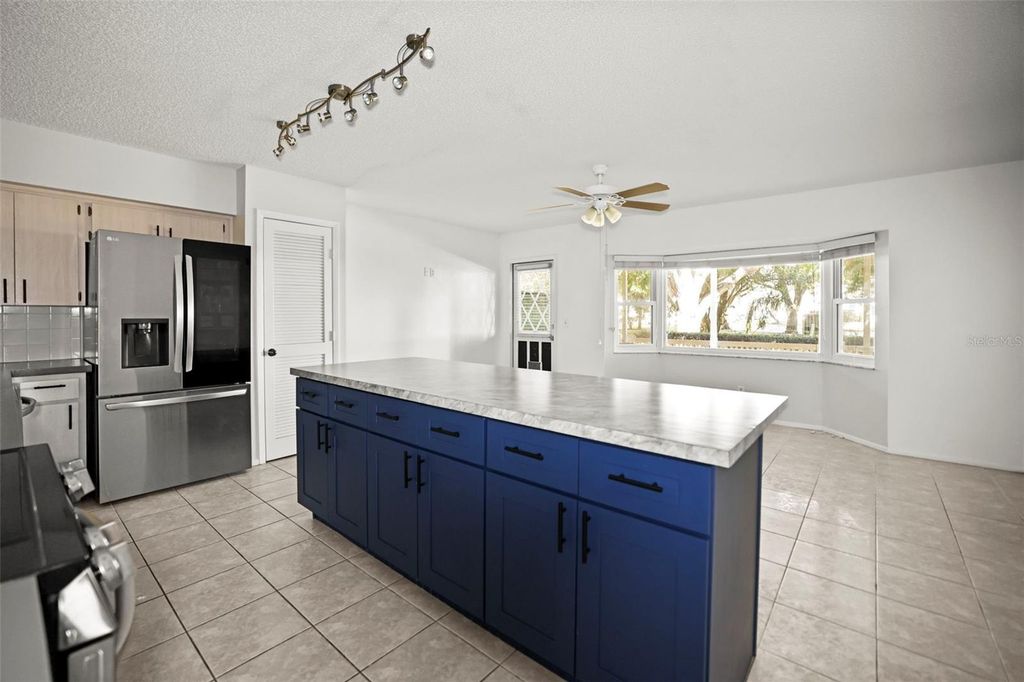 Image 6 of property listing at 2222 NORWEGIAN DRIVE 16, Clearwater, FL 33763