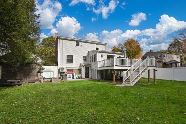 24 Stark Ave, Wakefield, MA 01880