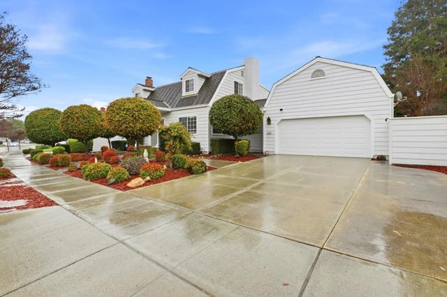 9130 Rancho Hills Drive, Gilroy, CA 95020