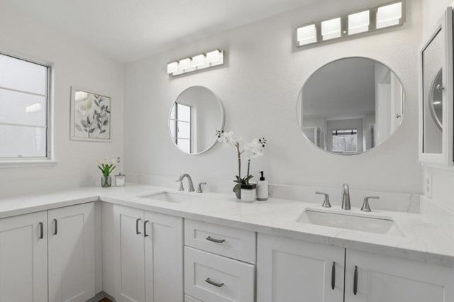 9130 Rancho Hills Drive, Gilroy, CA 95020