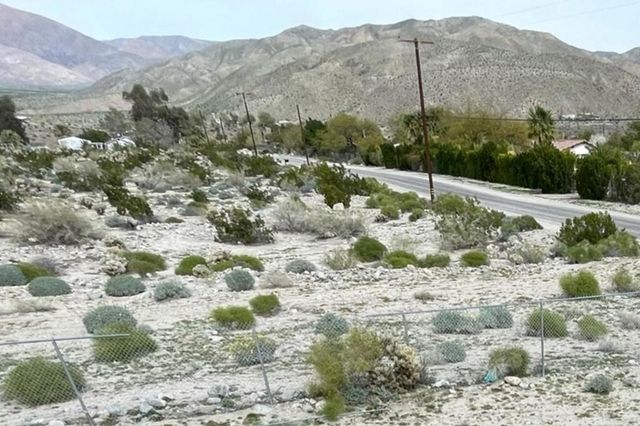 28981 Desert Charm Road, Desert Hot Springs, CA 92241