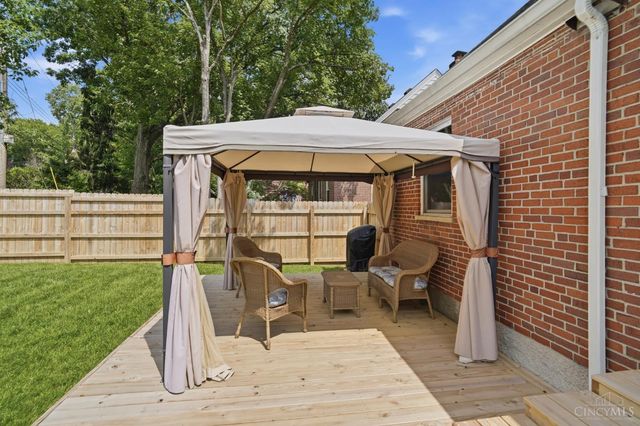 934 Winsray Court, Springfield Twp., OH 45224