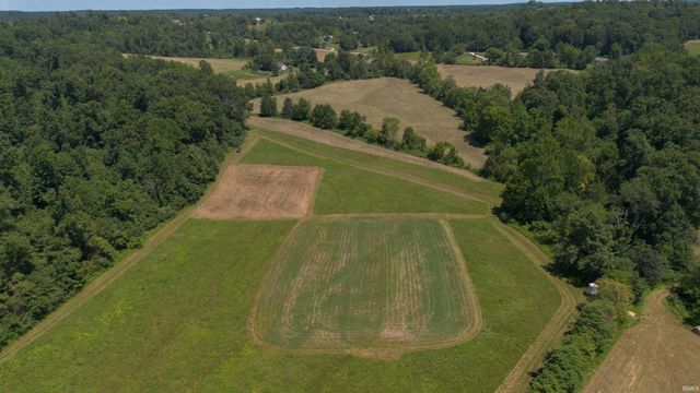 1 N Ridgeport Lane, Bloomfield, IN 47424