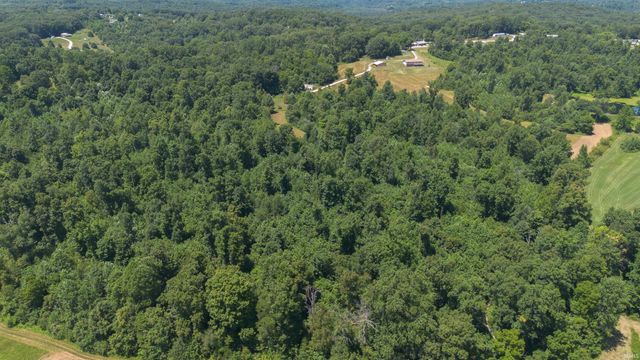 1 N Ridgeport Lane, Bloomfield, IN 47424