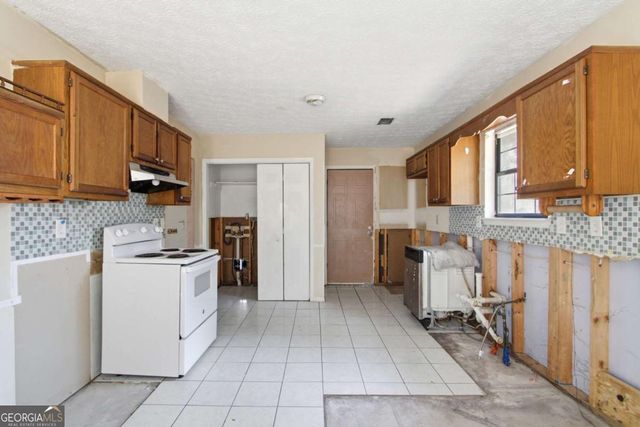 1717 Pinto Trail, Jonesboro, GA 30236