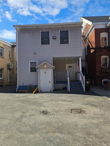 79 Academy Street, Poughkeepsie, NY 12601