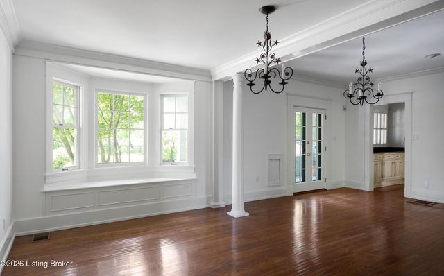 2002 Evergreen Rd, Louisville, KY 40223