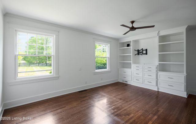 2002 Evergreen Rd, Louisville, KY 40223
