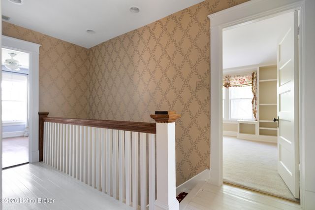 2002 Evergreen Rd, Louisville, KY 40223