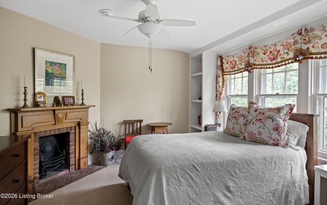 2002 Evergreen Rd, Louisville, KY 40223