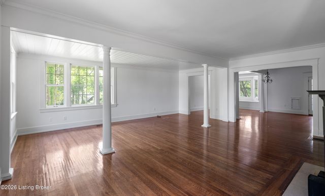 2002 Evergreen Rd, Louisville, KY 40223