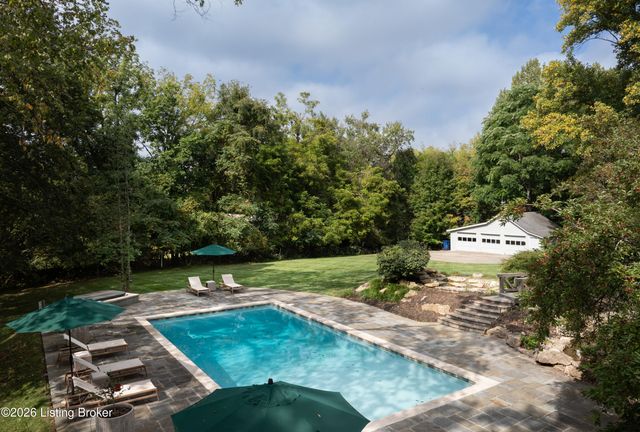 2002 Evergreen Rd, Louisville, KY 40223