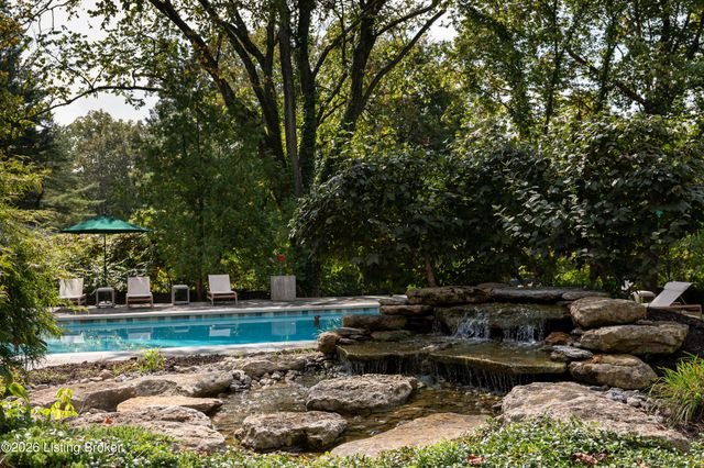 2002 Evergreen Rd, Louisville, KY 40223