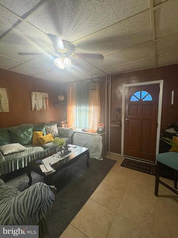 1737 THORN ST, Reading, PA 19601