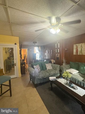 1737 THORN ST, Reading, PA 19601