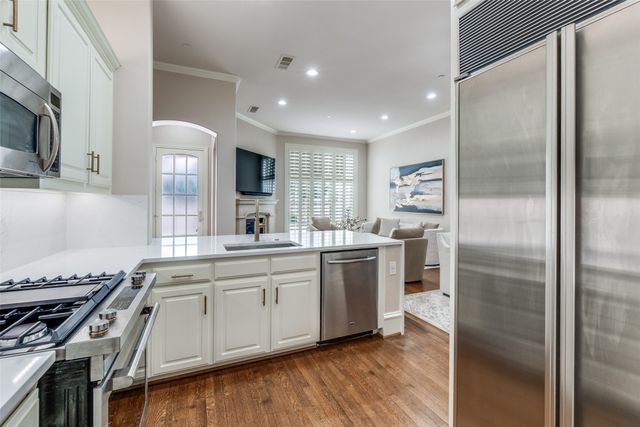 5925 Malmesbury Road, Dallas, TX 75252