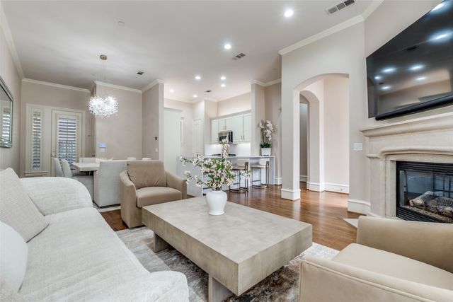 5925 Malmesbury Road, Dallas, TX 75252