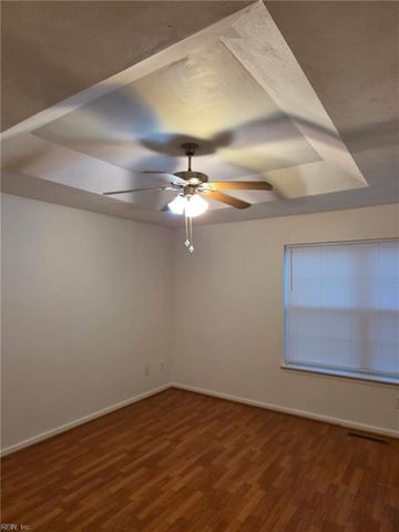 1002 Willow Green CT, Chesapeake, VA 23320